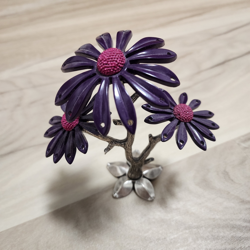 Flower Earring/Jewelry Holder Lucky Brand